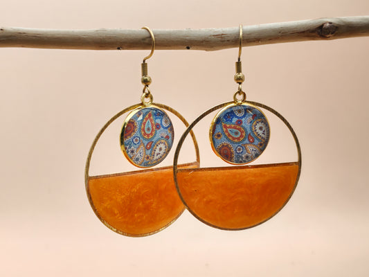 Boucles d’oreilles – Demi-lunes ambrées et motifs bohèmes