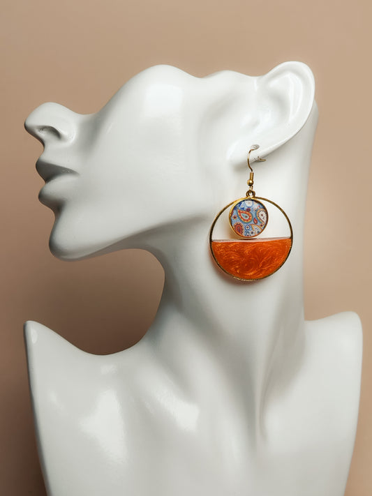 Boucles d’oreilles – Demi-lunes ambrées et motifs bohèmes