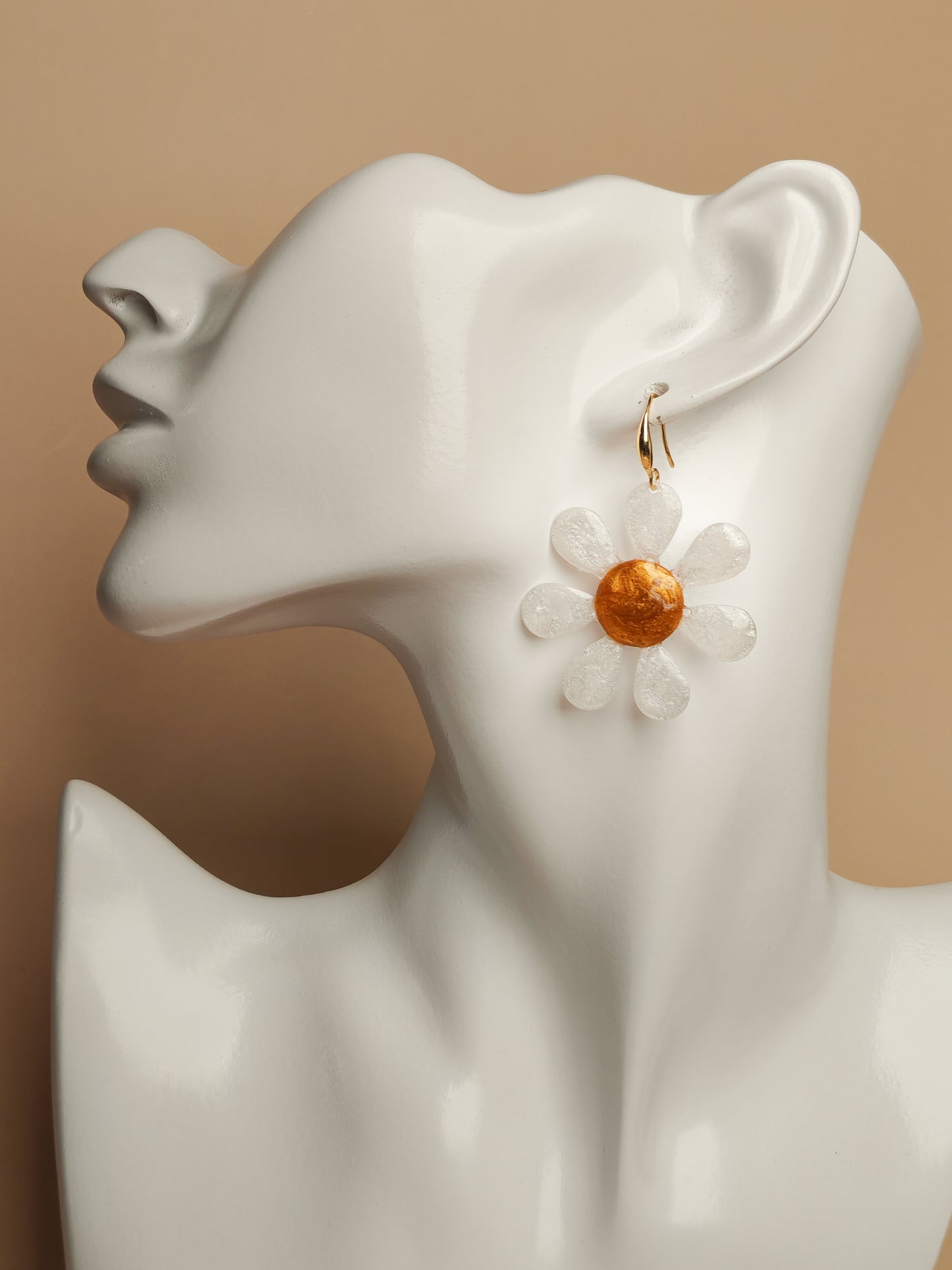 Boucles d’oreilles – Marguerites dorées