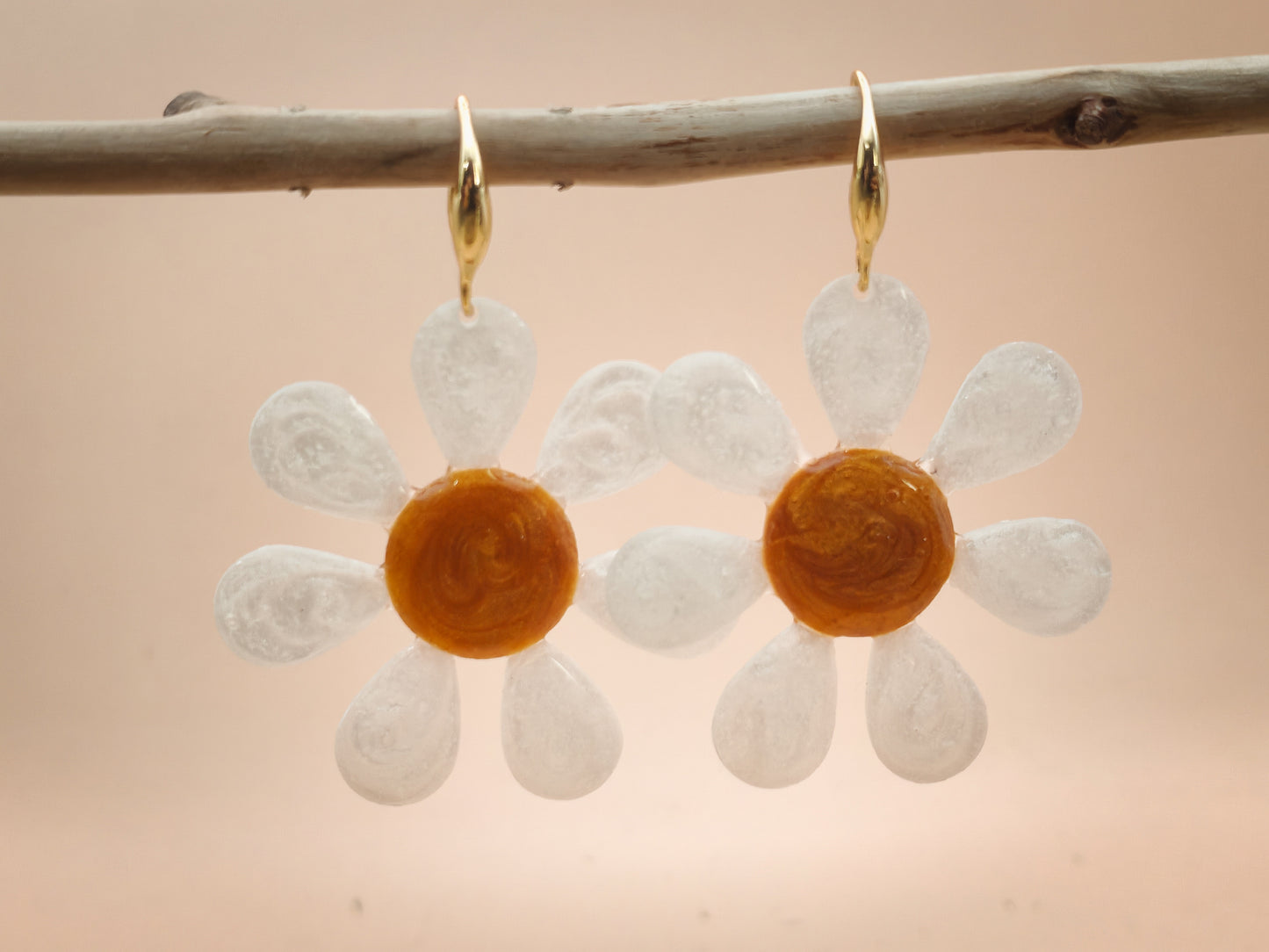 Boucles d’oreilles – Marguerites dorées