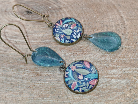 Boucles d’oreilles asymétriques – Feuillage nocturne