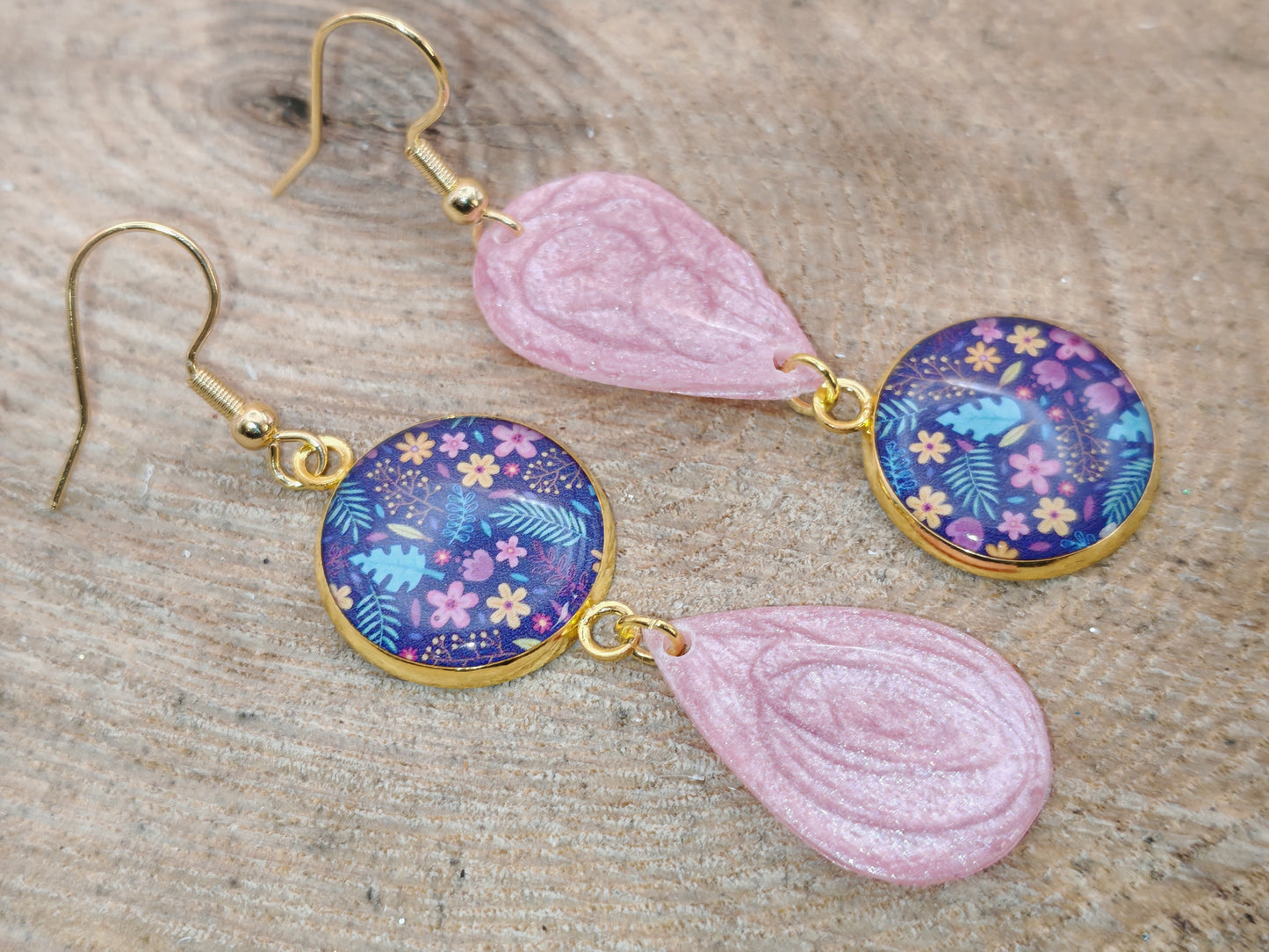 Boucles d’oreilles asymétriques – Jardin rosé