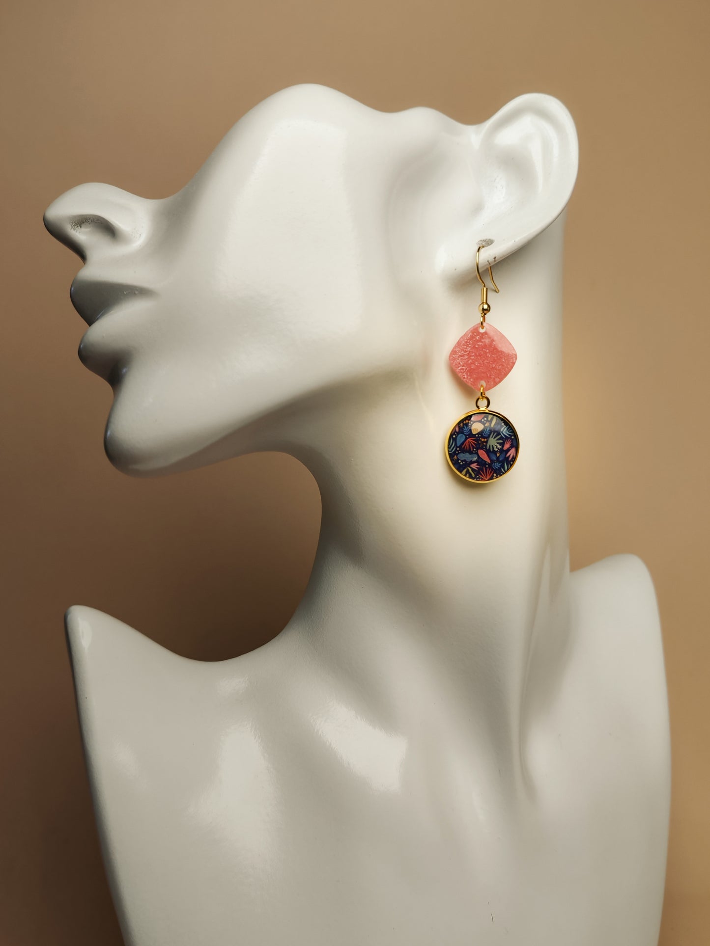 Boucles d’oreilles asymétriques – Jardin nocturne rosé