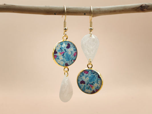 Boucles d’oreilles asymétriques – Floraisons givrées