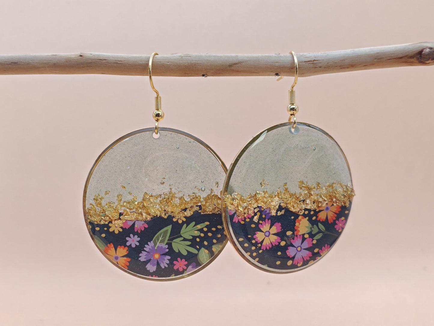 Boucles d’oreilles pendantes – Jardin nocturne et éclats dorés