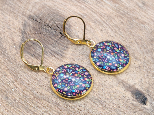 Boucles d’oreilles dormeuses – Jardin foisonnant aux mille détails