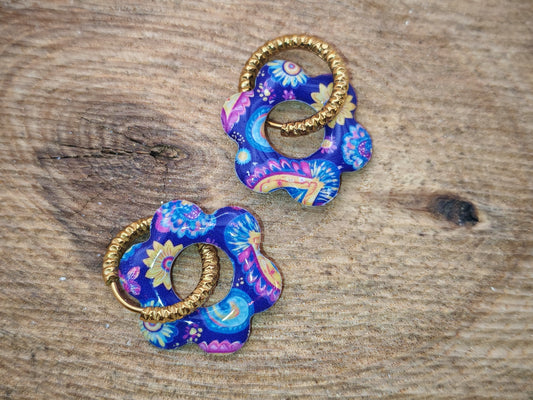 Boucles d’oreilles / Pampilles – Fleur réversible aux éclats bohèmes