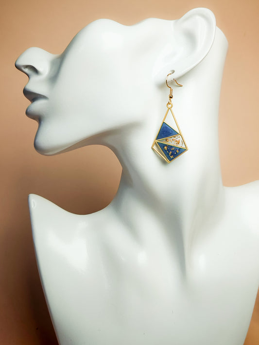 Boucles d’oreilles – Géométrie bleu nuit & éclats dorés