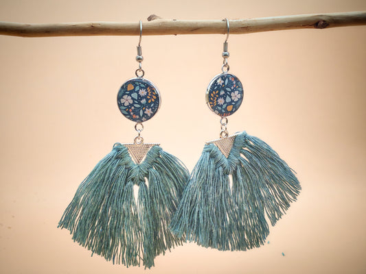 Boucles d’oreilles – Liberté nouée aux fleurs sauvages