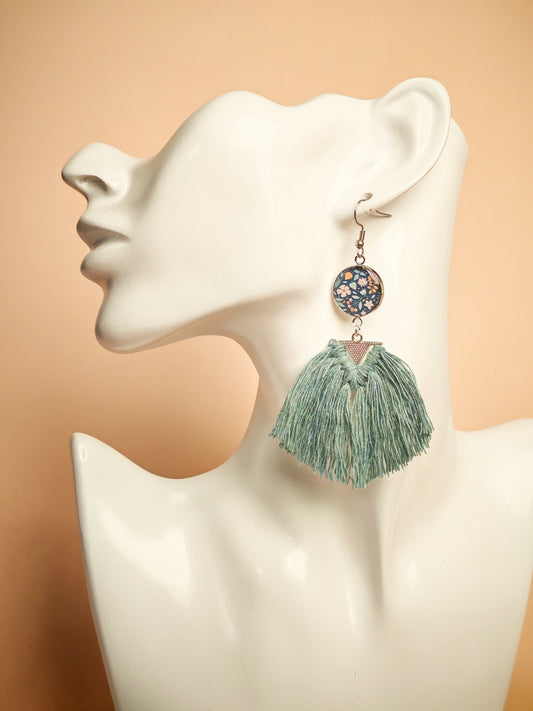 Boucles d’oreilles – Liberté nouée aux fleurs sauvages