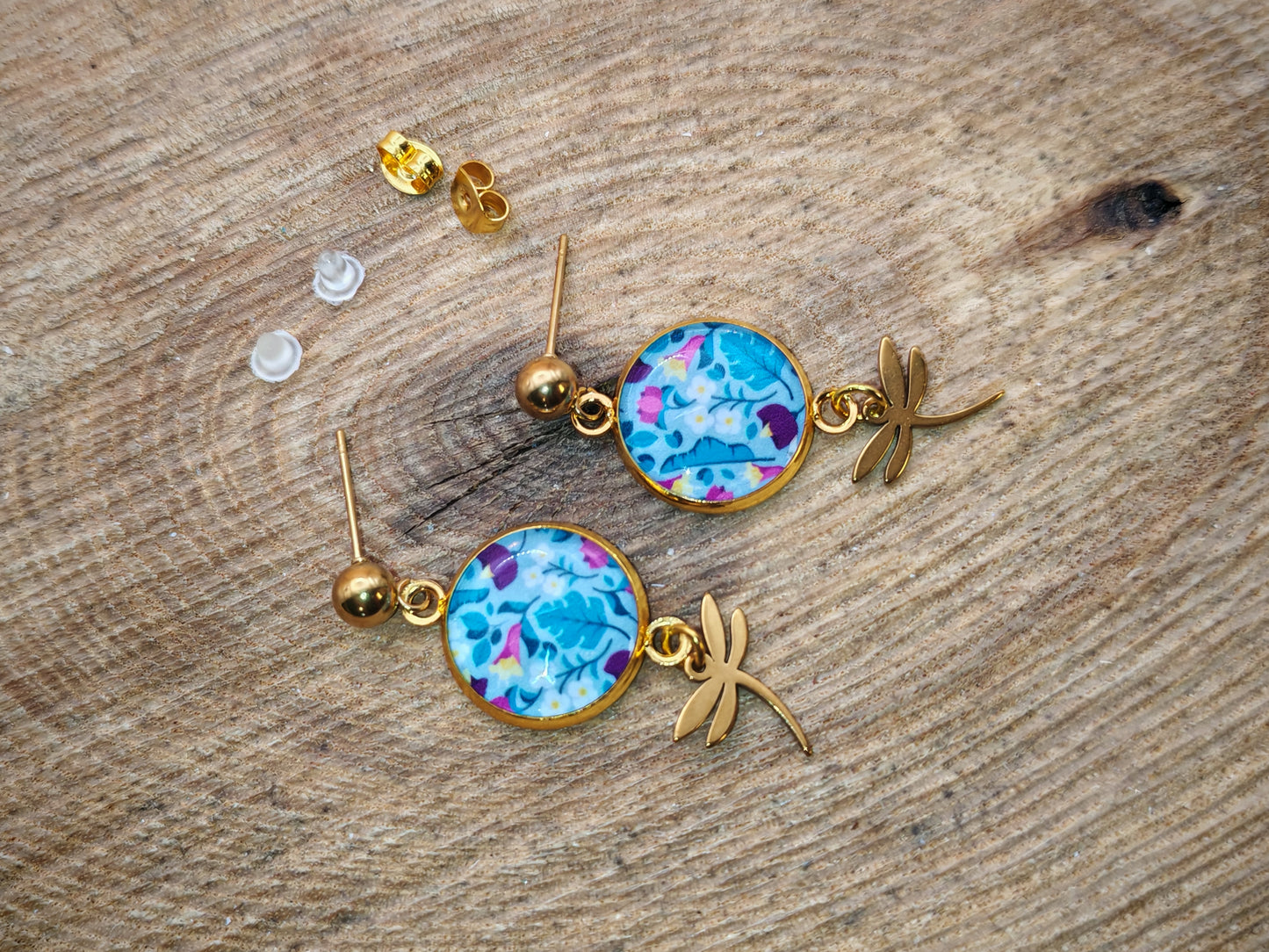 Boucles d'oreilles – Brise turquoise et libellule dorée