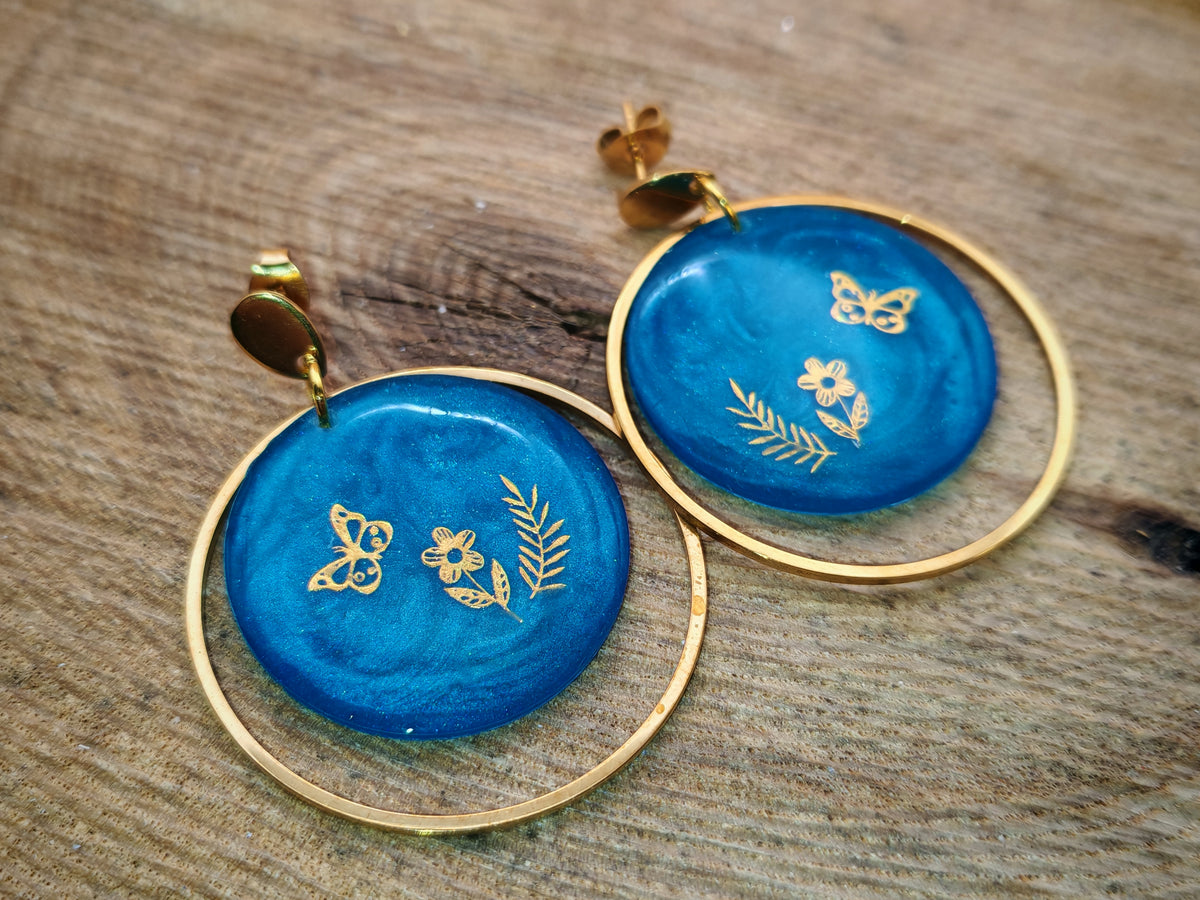 Boucles d’oreilles – Jardin doré sur bleu profond