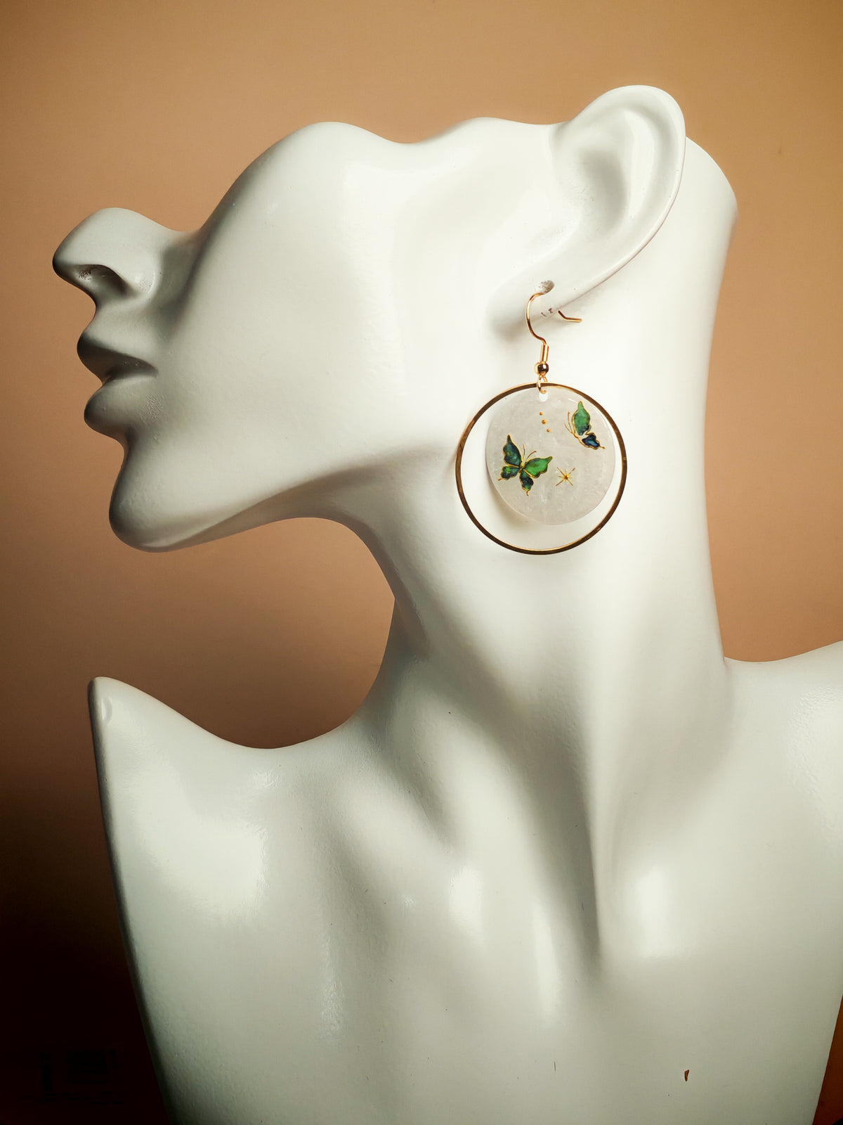 Boucles d’oreilles – Papillons sur brume nacrée