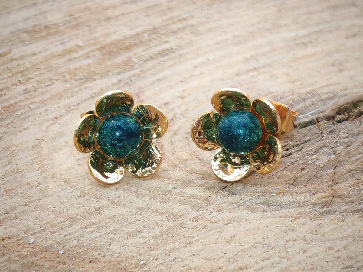 Clous d'oreille - Fleurs dorées