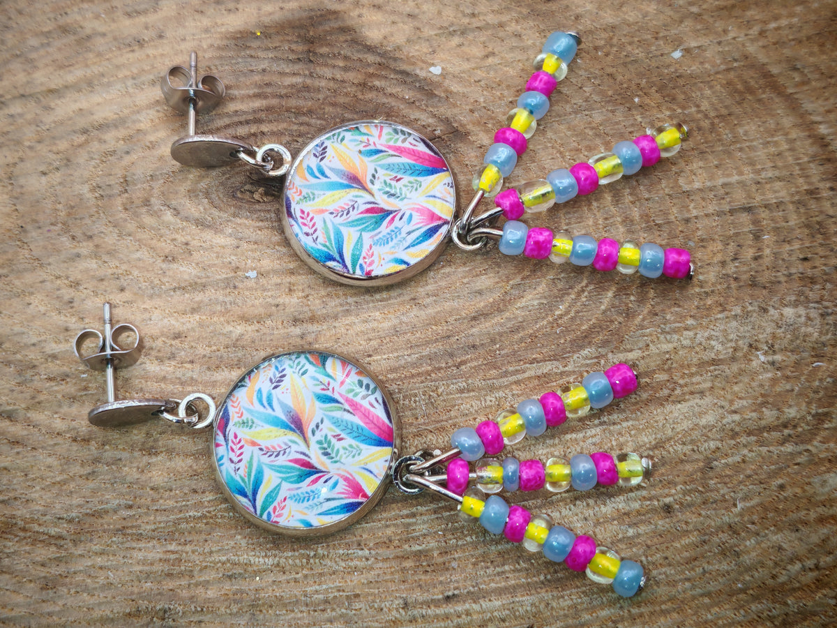 Boucles d’oreilles – Feuilles pastel et éclats lumineux