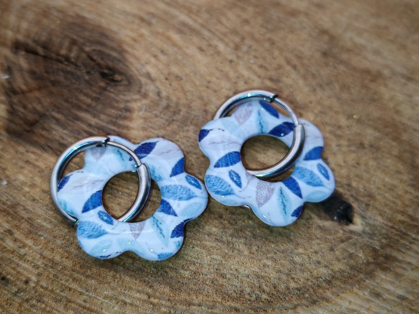 Boucles d’oreilles / Pampilles – Fleur feuillage délicat