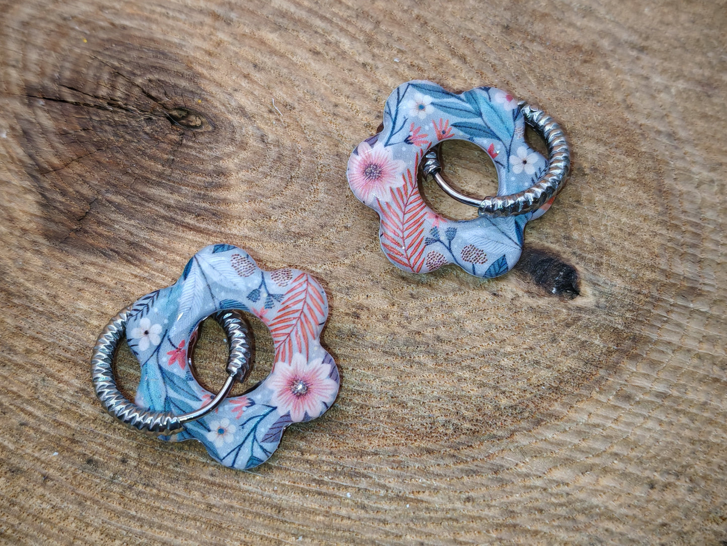 Boucles d’oreilles / Pampilles – Fleur délicatesse florale