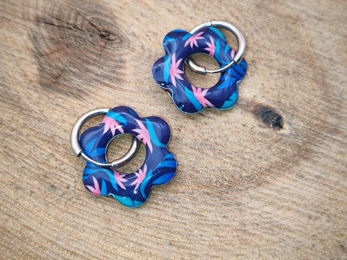 Boucles d’oreilles / Pampilles – Fleur nuit rosée