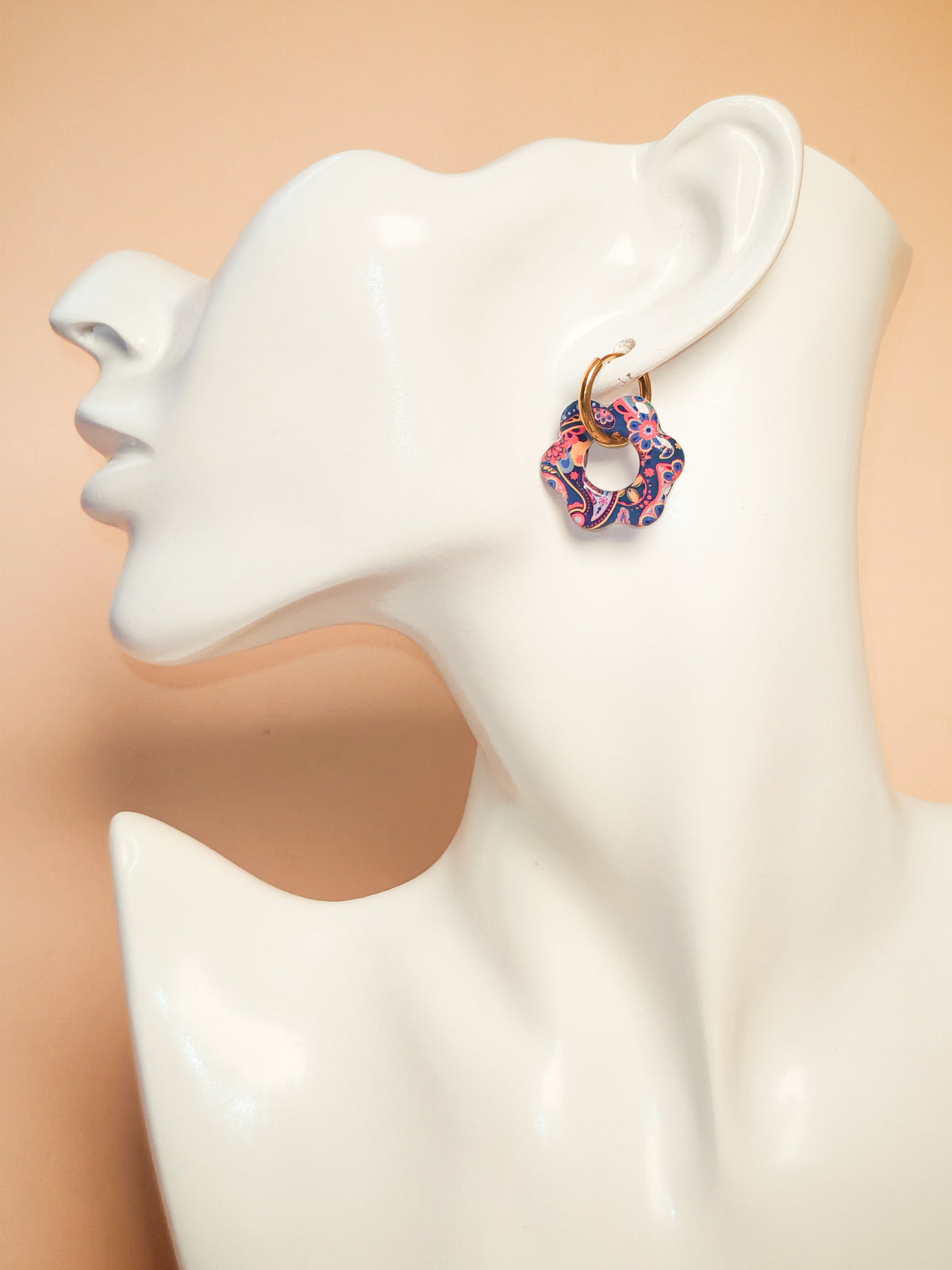 Boucles d’oreilles / Pampilles – Fleur cachemire éclatante