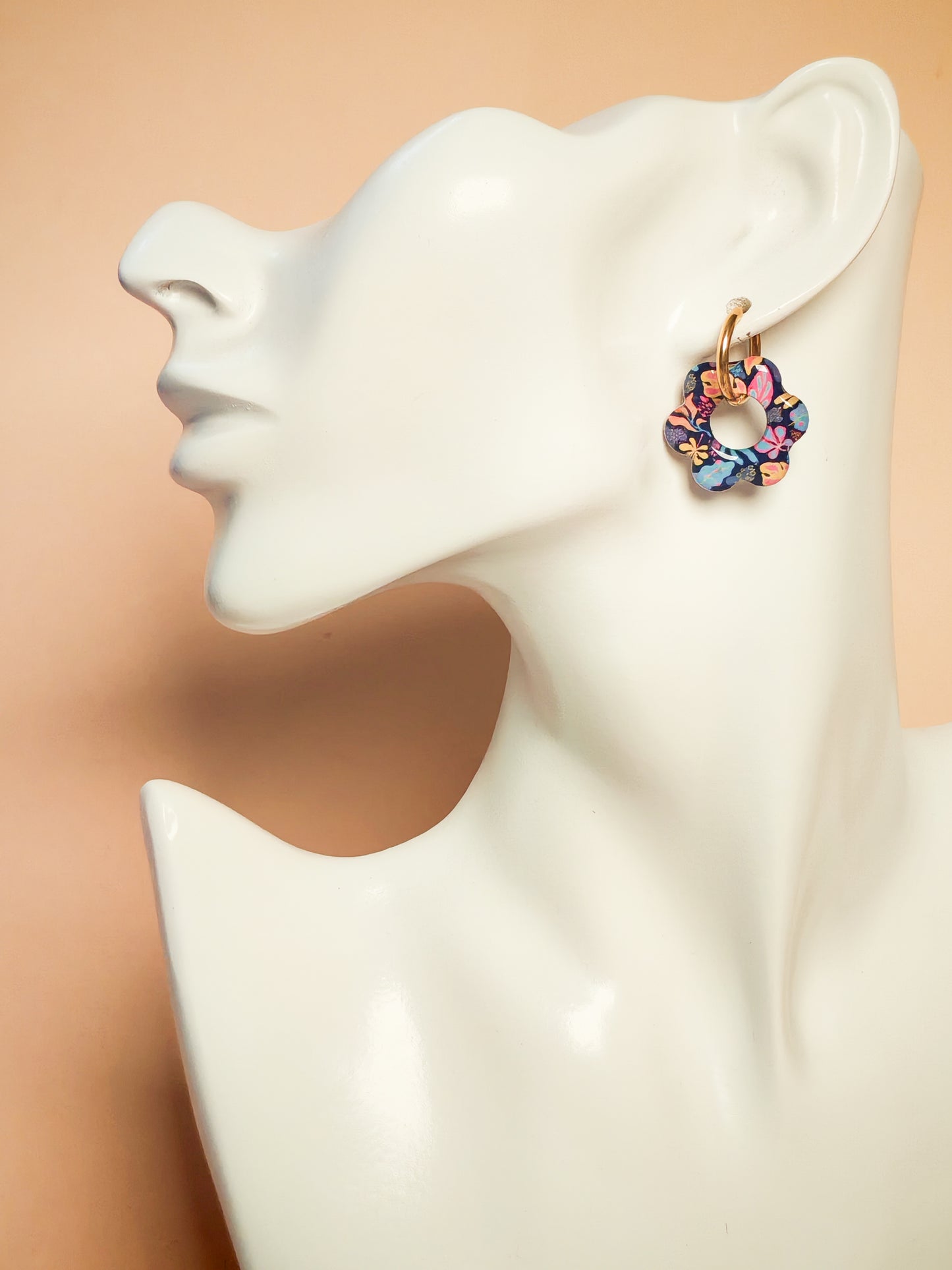 Boucles d’oreilles / Pampilles – Fleur éclat tropical