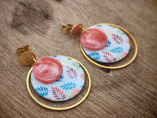 Boucles d’oreilles – Feuillages colorés sur fond ivoire
