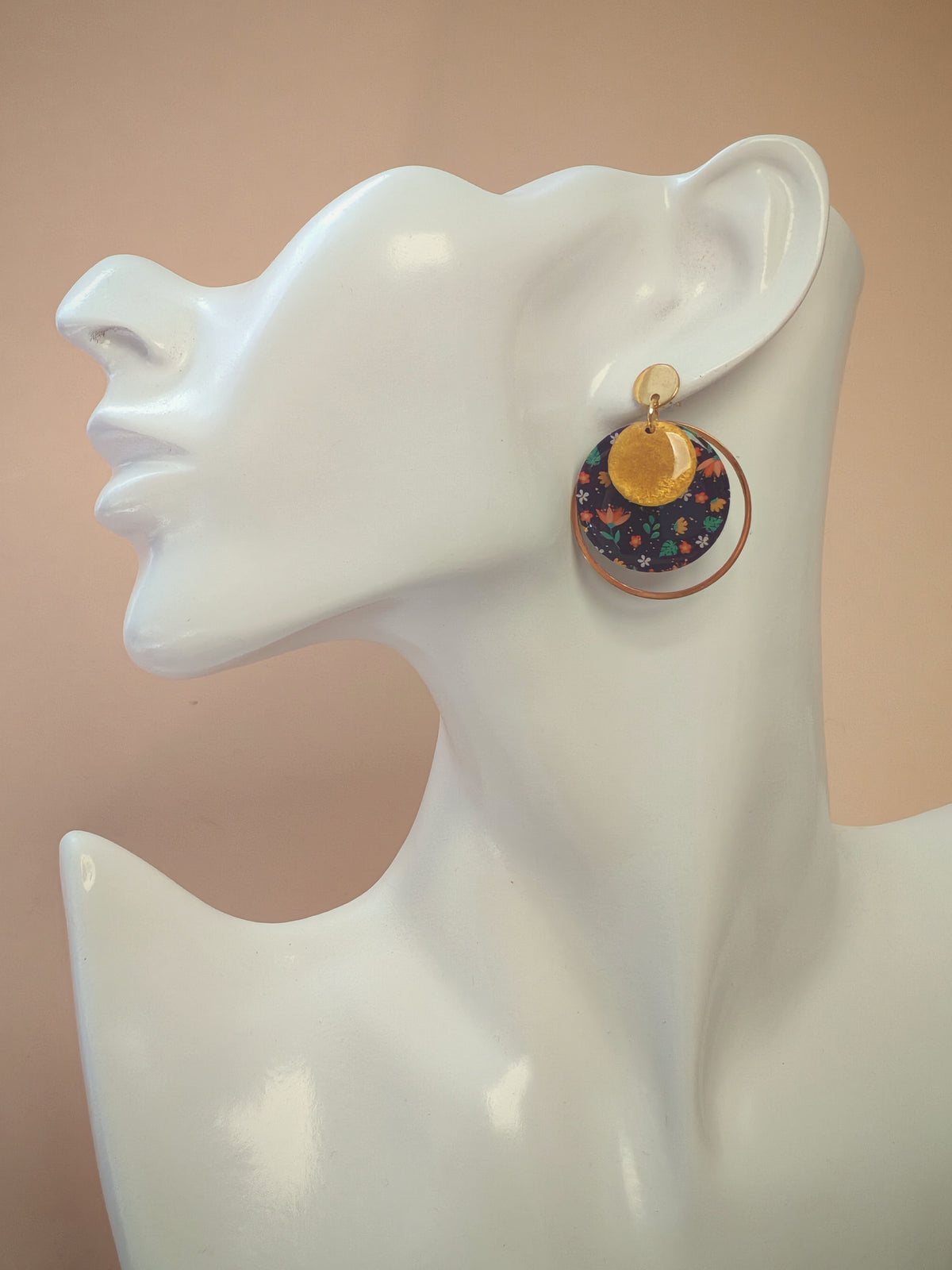 Boucles d’oreilles – Jardin fleuri sur nuit étoilée