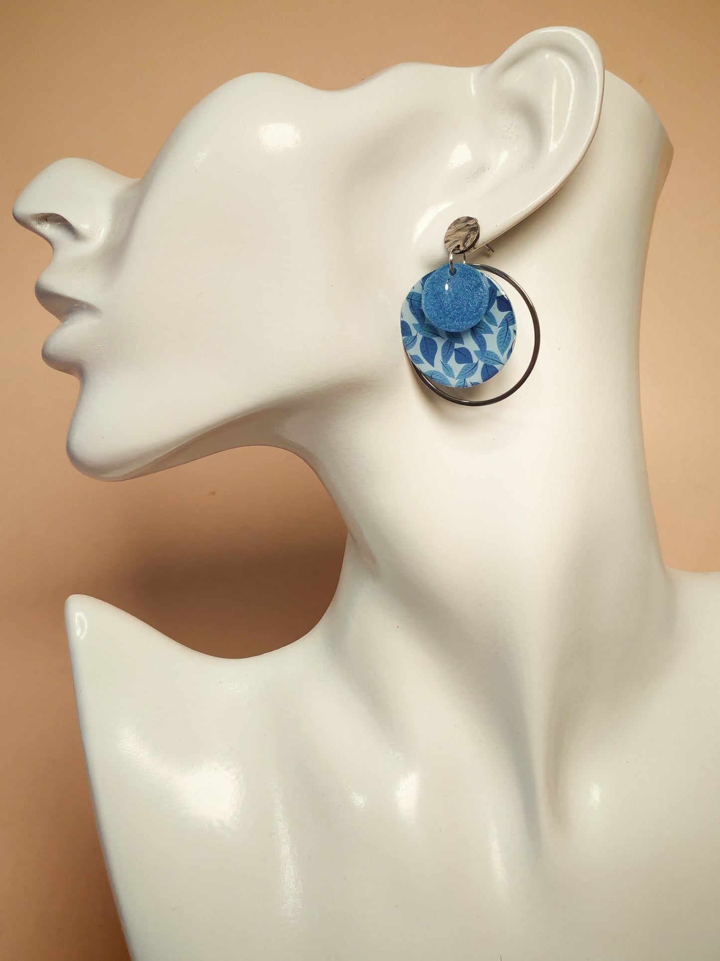 Boucles d’oreilles – Feuilles d’azur givré
