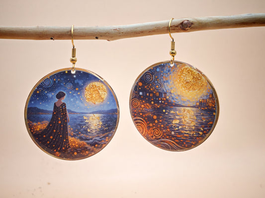 Boucles d’oreilles Klimt – Silhouette sous la lune dorée