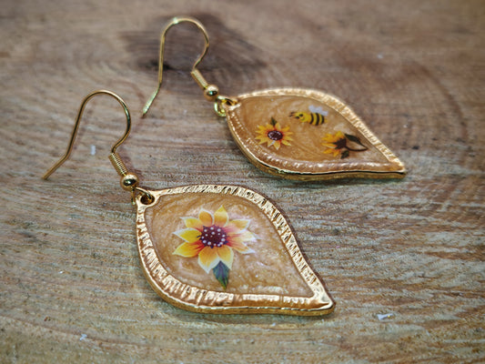 Boucles d’oreilles – Douce butineuse en éclat doré