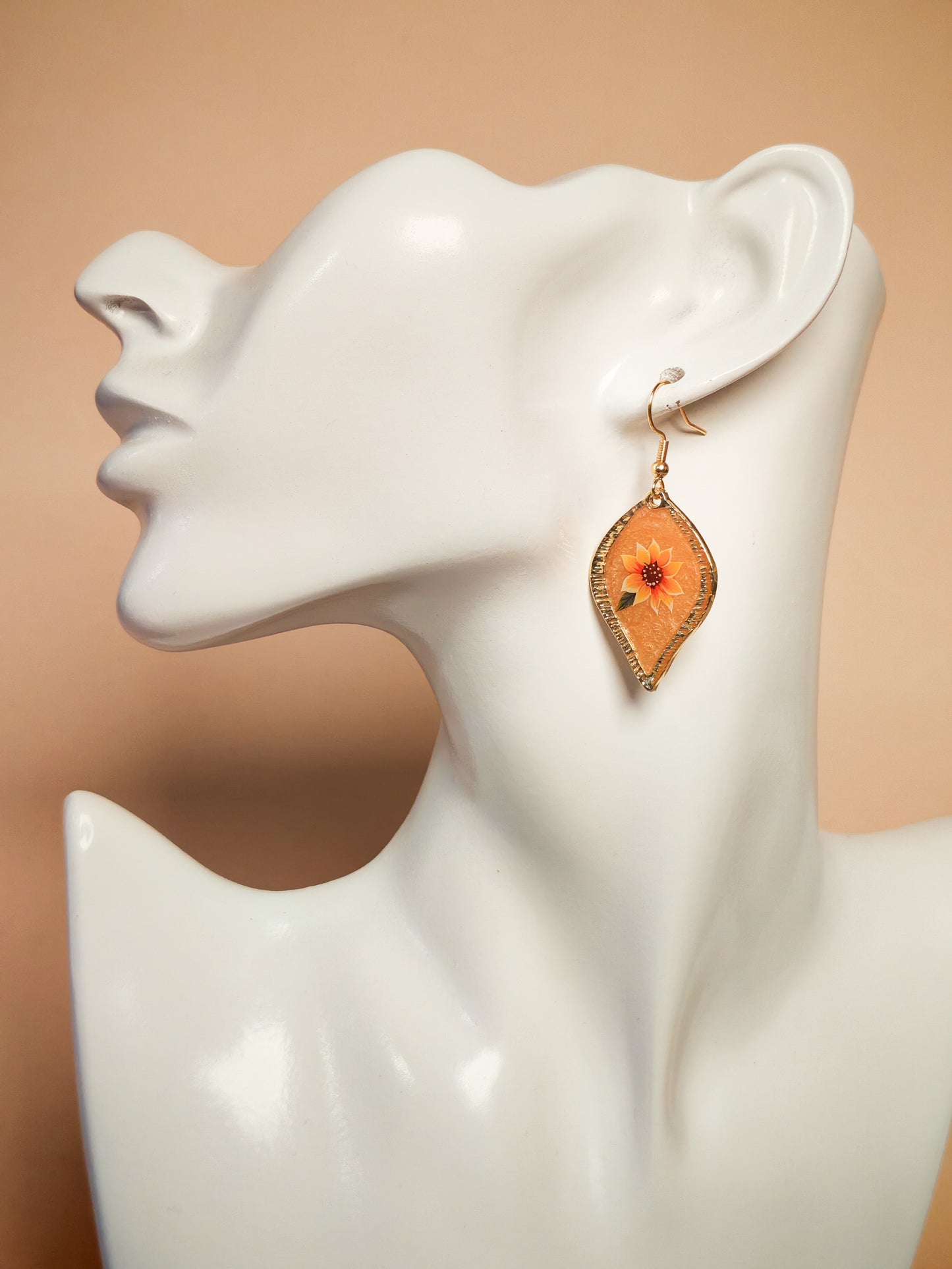 Boucles d’oreilles – Douce butineuse en éclat doré