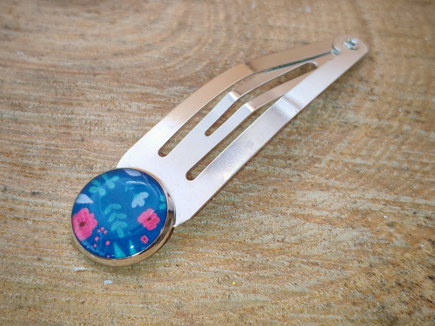 Barrette – Fleurs roses de minuit