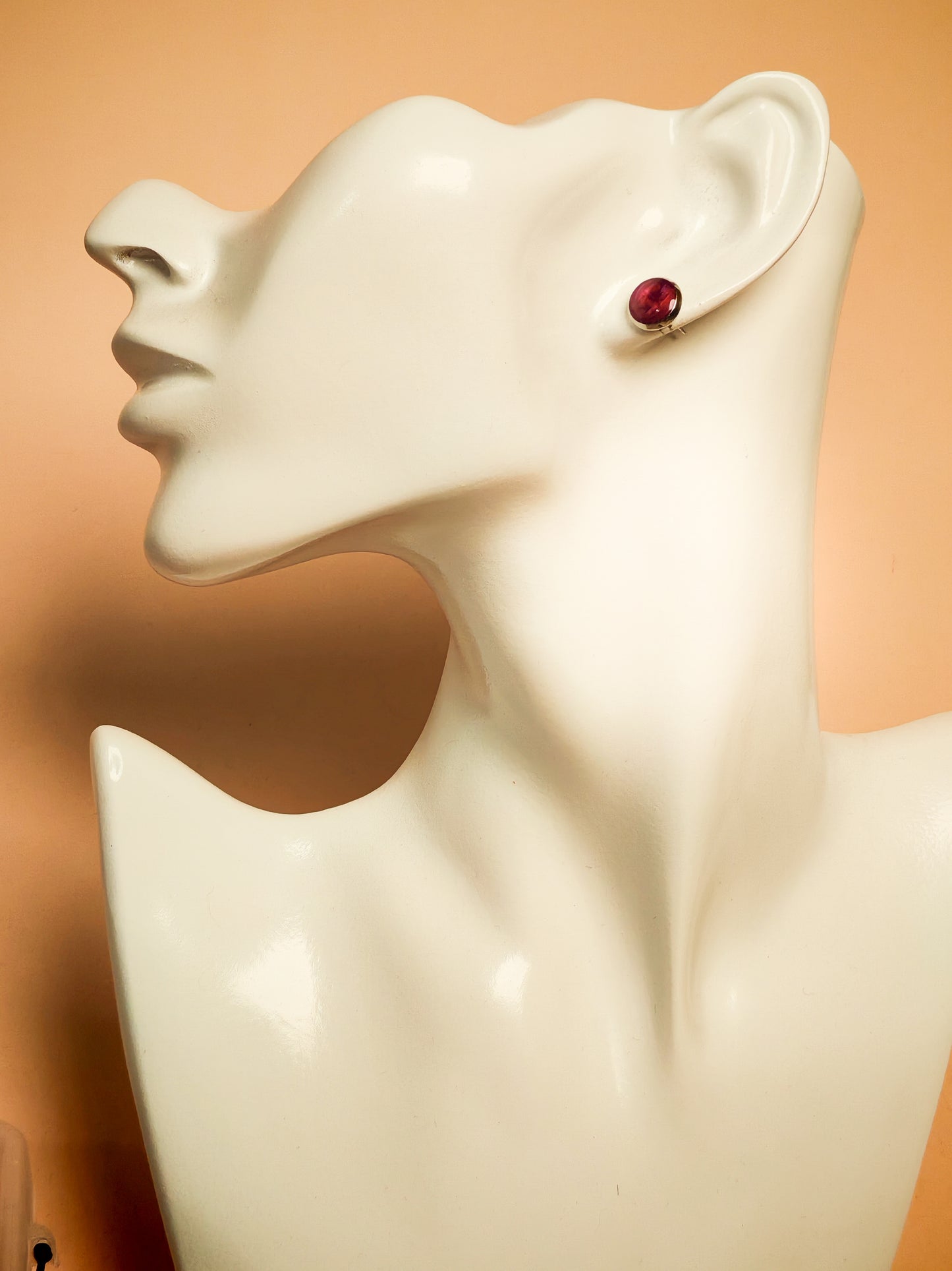 Clous d'oreille – Orchidée Magenta