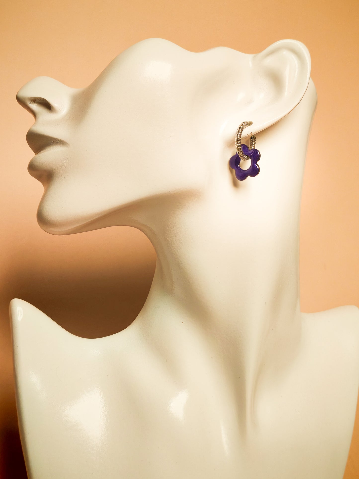 Boucles d'oreilles – Fleur violette des constellations