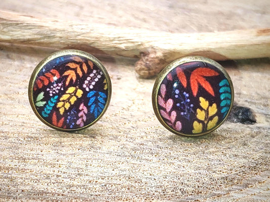 Clous d'oreille, cabochon de 10mm de diamètre en résine sur imprimé, motif asymétrique, fait main