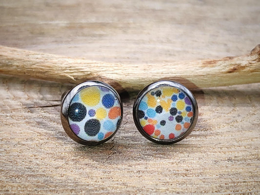 Clous d'oreille, acier inoxydable, cabochon de 8mm de diamètre en résine sur imprimé tâches rondes, motif asymétrique, fait main