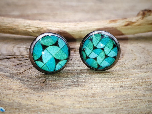 Clous d'oreille, acier inoxydable, cabochon de 8mm de diamètre en résine sur imprimé, motif asymétrique, fait main