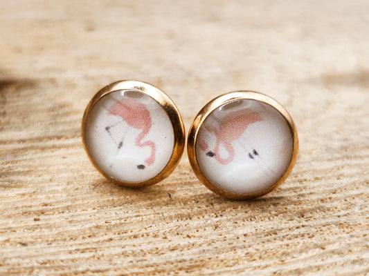 Clous d'oreille de 8mm de diamètre en résine sur imprimé, motif asymétrique, fait main
