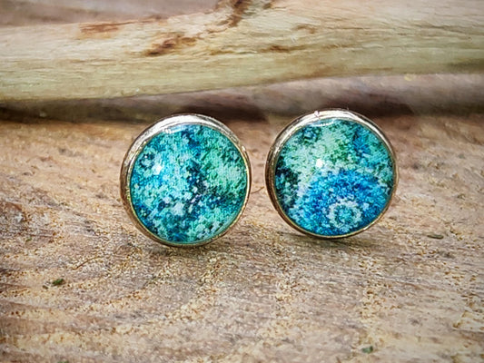 Clous d'oreille, acier inoxydable, cabochon de 6mm de diamètre en résine sur imprimé, fait main