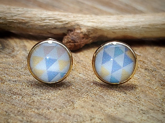 Clous d'oreille, acier inoxydable, cabochon de 6mm de diamètre en résine sur imprimé, motif asymétrique, fait main