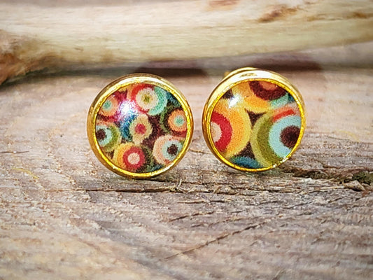 Clous d'oreille, acier inoxydable, cabochon de 6mm de diamètre en résine sur imprimé, motif asymétrique, fait main