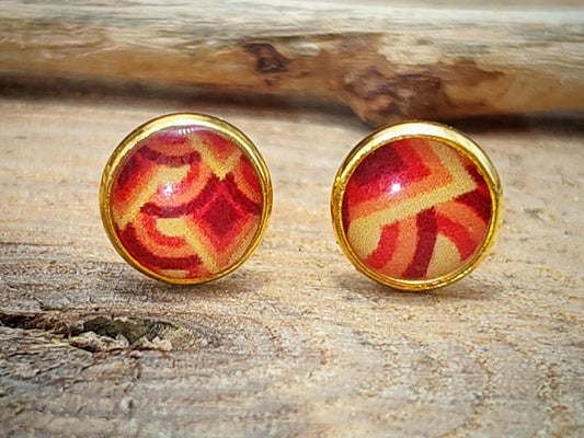 Clous d'oreille, acier inoxydable, cabochon de 6mm de diamètre en résine sur imprimé, fait main