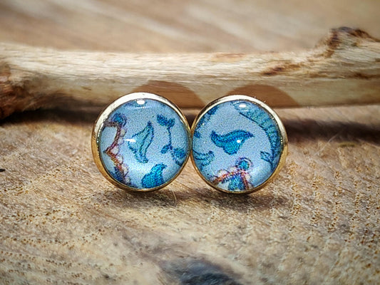 Clous d'oreille, cabochon de 6mm de diamètre en résine sur imprimé, fait main