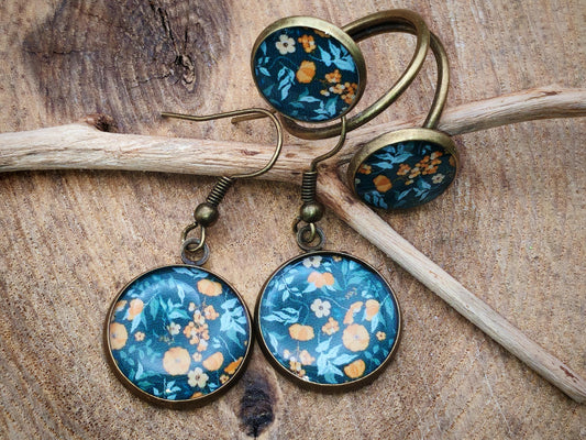 Ensemble bague et boucles d'oreille, métal et cabochon en résine sur imprimé, fait main